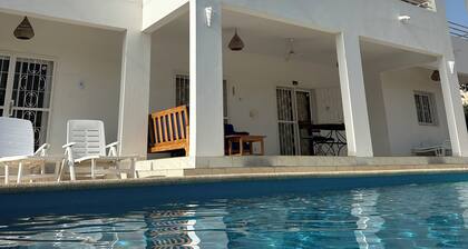 Villa with private pool 10x5 with FREE WIFI