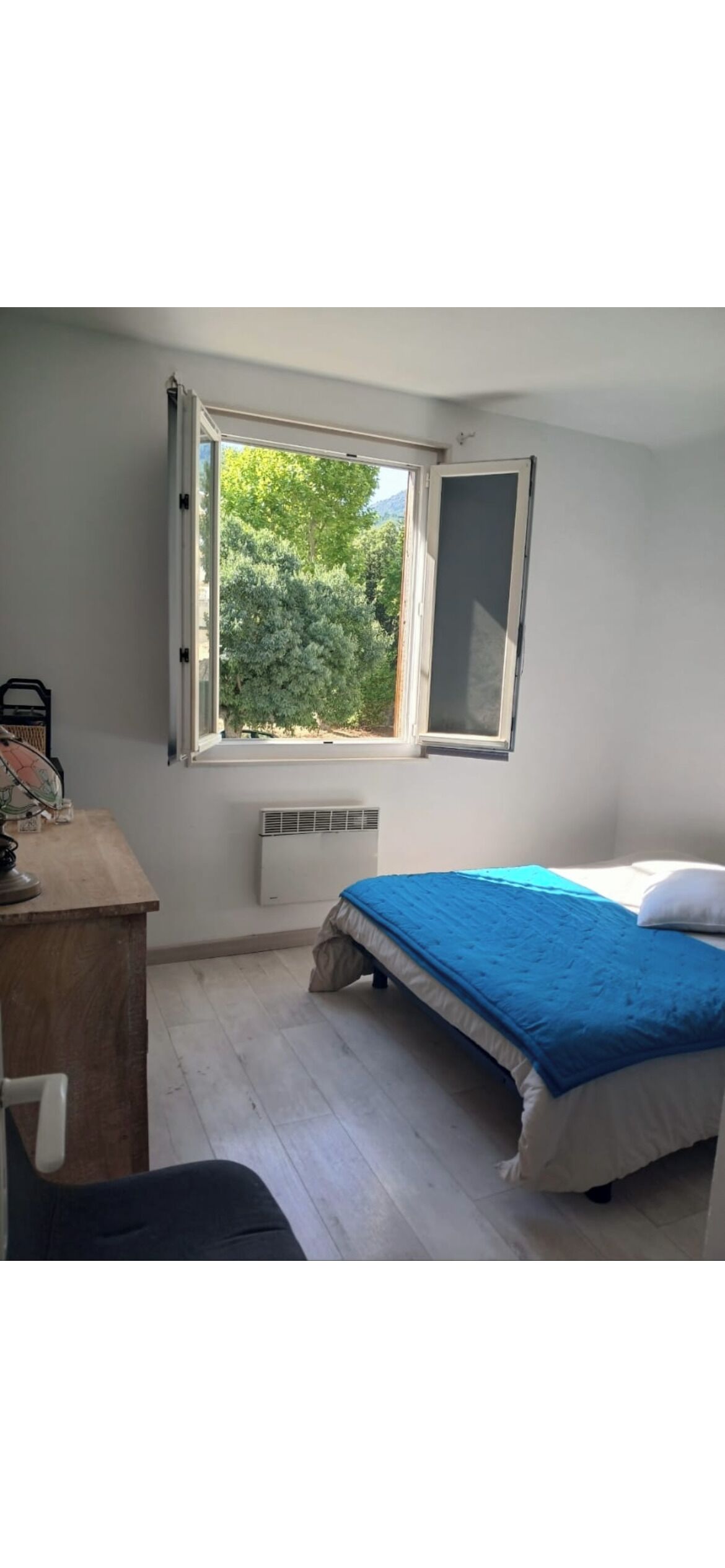 2 多间卧室、熨斗/熨衣板、免费 WiFi