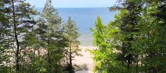Sunny 70m² Maisonette in Koserow: Near Beach, 2 Bedrooms, Balcony, Parking