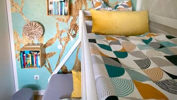 2 bedrooms, iron/ironing board, travel crib, free WiFi