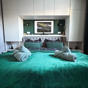 Iron/ironing board, travel cot, free WiFi, bed sheets - Vrbo Property (Oelsnitz/Vogtl.)