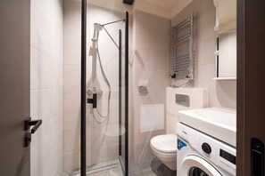 Hair dryer, towels - Brand New 2026 apartment + Free On-site Parking (Riga)