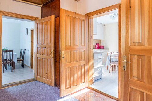 Private 120m² House with 1000m² Garden | 8 Guests