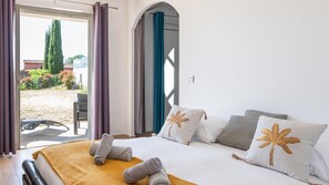 House | Living room - Villa With Swimming Pool, Sauna, Fitness, sea View (Biot)