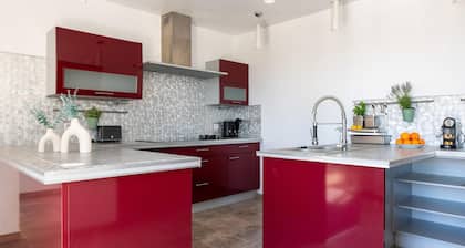 Villa With Swimming Pool, Sauna, Fitness, sea View