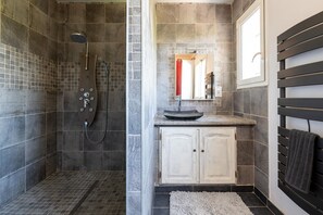 House | Bathroom - Villa With Swimming Pool, Sauna, Fitness, sea View (Biot)