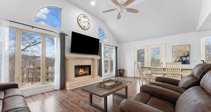 Walk-In 3BR| Kings + Recliners | Pointe Royale