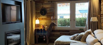 VALMOREL Apartment ski in ski out 7 people Les TEPPES 04