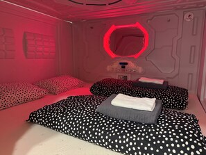 Spa - Space capsule Hostel by Welcome Iceland  (Budardalur)