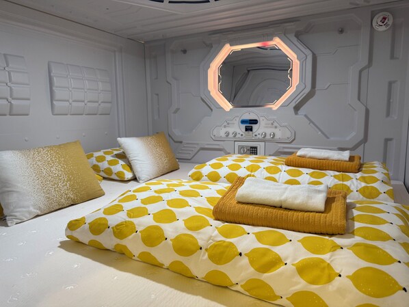 Free WiFi, bed sheets