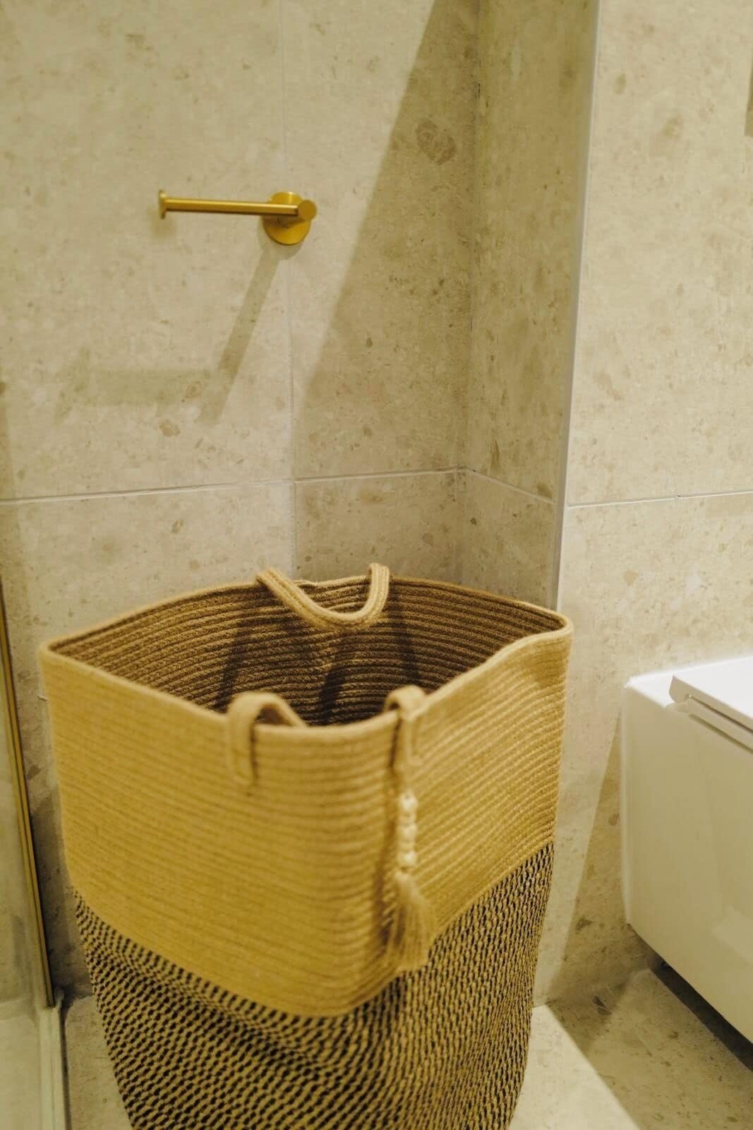 Doccia, asciugacapelli, asciugamani, sapone