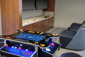 Games room - MARRIOTT TIMBER LODGE
Cozy 1-bedroom resort with AC in fabulous South Lake Tahoe (South Lake Tahoe)