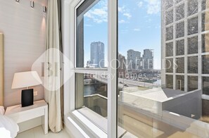 Apartment, Balcony | Interior - Bloomfields Luxury 1BR in Damac Voleo (Dubai)