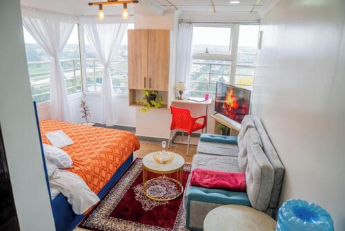 Villaroma Furnished Penthouse Suites