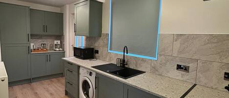 Fridge, microwave, oven, coffee/tea maker