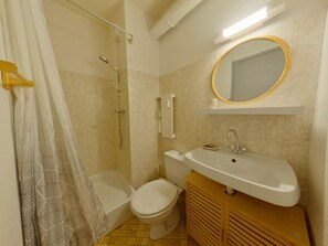 Hair dryer - Large studio for 4 with pool access in Les Rousses (Les Rousses)