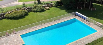 Grand studio 4 pers avec accès piscine aux Rousses