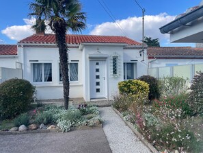 Exterior detail - House 4 pers, city center, near beach, WiFi (La Tranche-sur-Mer)