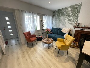 TV - House 4 pers, city center, near beach, WiFi (La Tranche-sur-Mer)