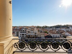 Property grounds - Arcachon Center: T2 20m from Beach with Parking (Arcachon)
