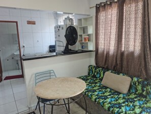 Interior - Beach house with barbecue (Praia Grande)