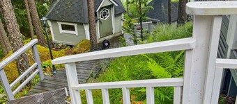 Villa Käpylä - Charming Lakeside Cabin with Sauna