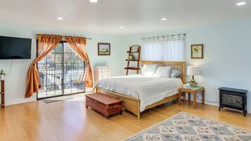 Apartment (0 Bedroom) | Interior