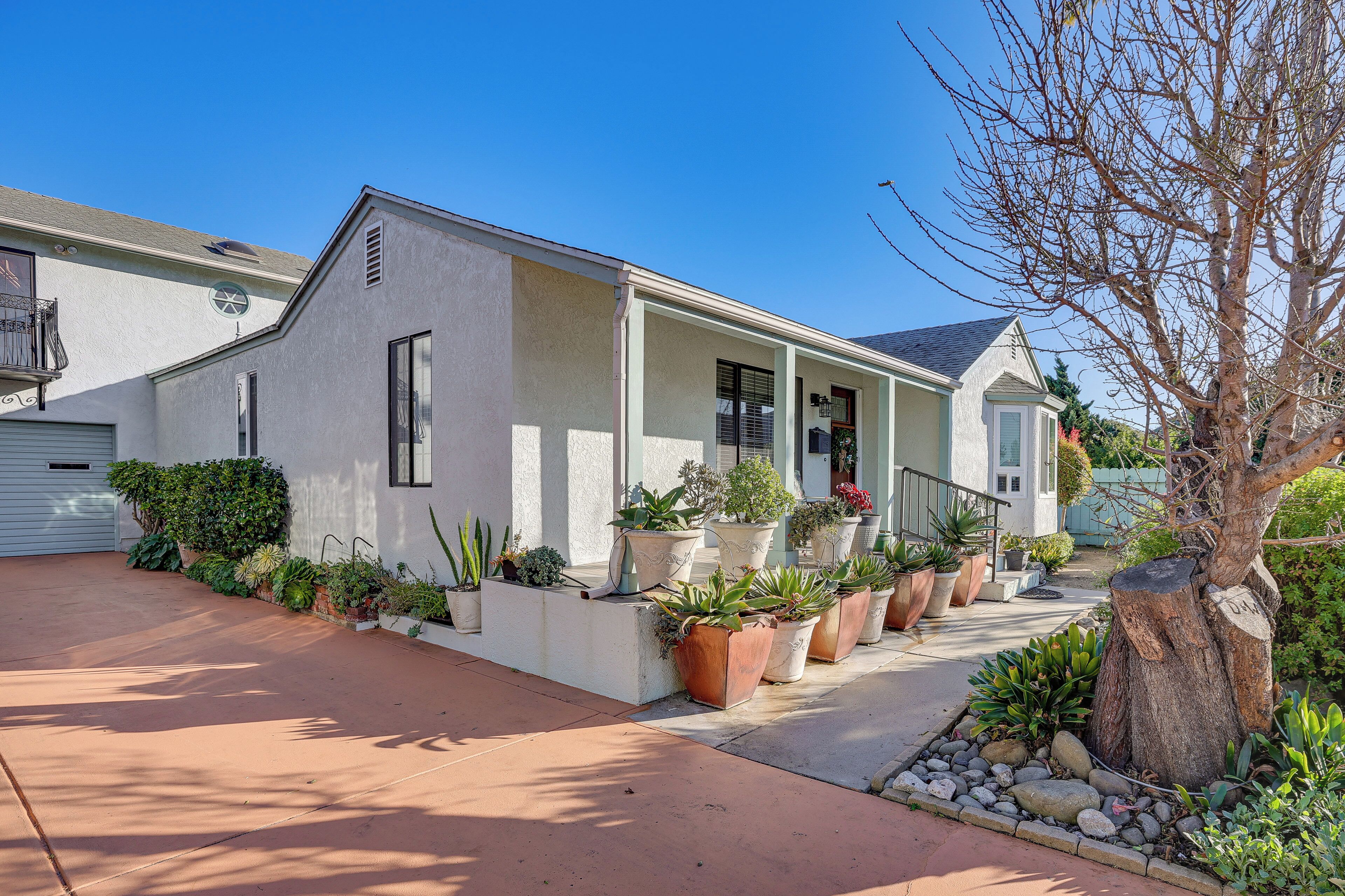 Apartment (0 Bedroom) | Interior