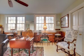 Apartment (0 Bedroom) | Interior - Cozy Studio on 7 Acres: 11 Mi to Dtwn Atlanta! (Atlanta)
