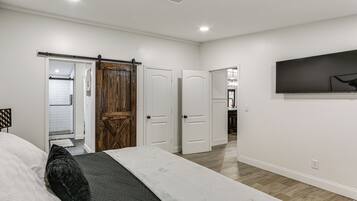 Rumah (4 Bedrooms) | Interior