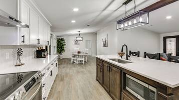 House (4 Bedrooms) | Bahagian dalam