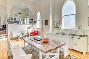 House (3 Bedrooms) | Interior - 'the Sanctuary' in Historic Dtwn Staunton (Staunton)