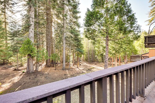 Community Perks & Watercrafts: Shaver Lake Condo