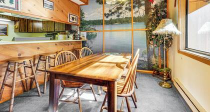 Community Perks & Watercrafts: Shaver Lake Condo