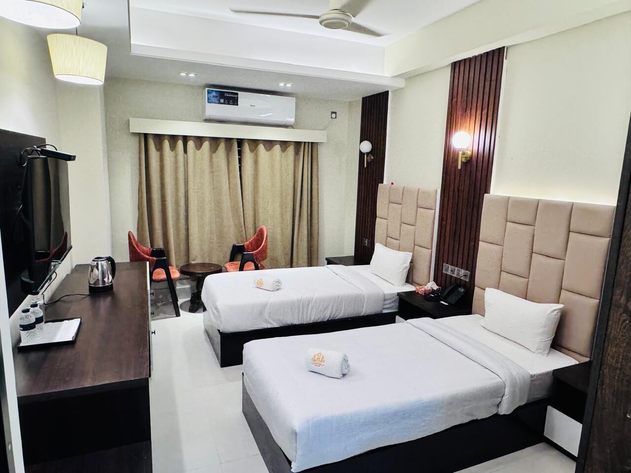 In-room safe, desk, laptop workspace, iron/ironing board