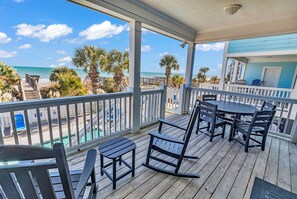 Outdoor dining - DIRECT OCEAN FRONT 5 Bed 6 Bath with Pool (Surfside Beach)