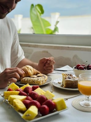 Dining - Oasi Cleopatra Luxury suite B&B (San Pietro In Bevagna)