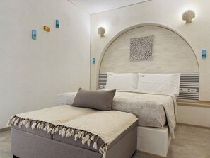 Junior Suite, Patio, Garden View