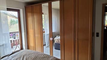 2 Schlafzimmer, Bügeleisen/Bügelbrett, kostenloses WLAN, Bettwäsche