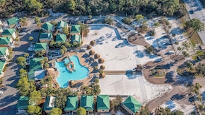 Exterior - ISO Families & Friends To Make Cherished Beach Vacation Memories! 3 BR/2.5 BA (Pensacola)