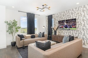 Smart TV - Ultimate group stay! | 4 Houses, Hot Tubs & Views! (nashville)
