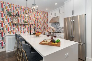Fridge, microwave, oven, stovetop - Stylish 4BR Oasis w/ Hot Tub + City Views (nashville)
