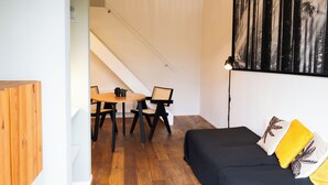 Leilighet, hageutsikt | Oppholdsområde