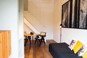 Apartment, Garden View | Living area - Yart (Scharendijke)
