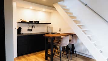 Apartment, Garden View | Private kitchen