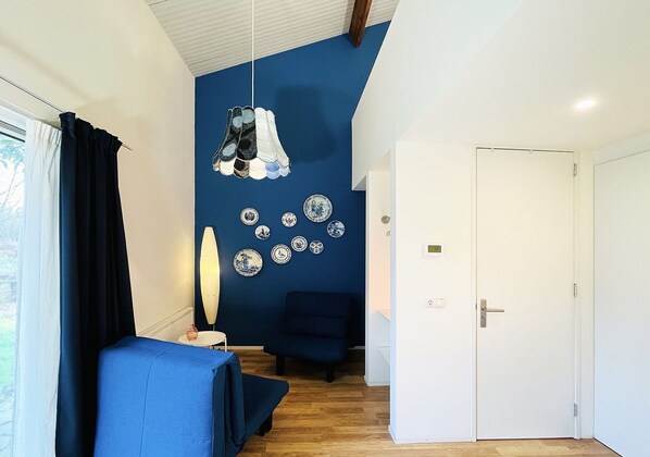 Huoneisto, näköala puutarhaan | Sisätilat