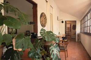 Interior - Relax in Style - Prime Spot with Garden & Natural Pool (setúbal)