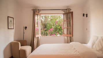 5 dormitorios, tabla de planchar con plancha, wifi y ropa de cama