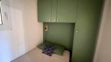 House | 1 bedroom, bed sheets