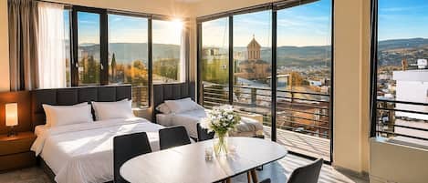 Chambres insonorisées, fer et planche à repasser, Wi-Fi gratuit